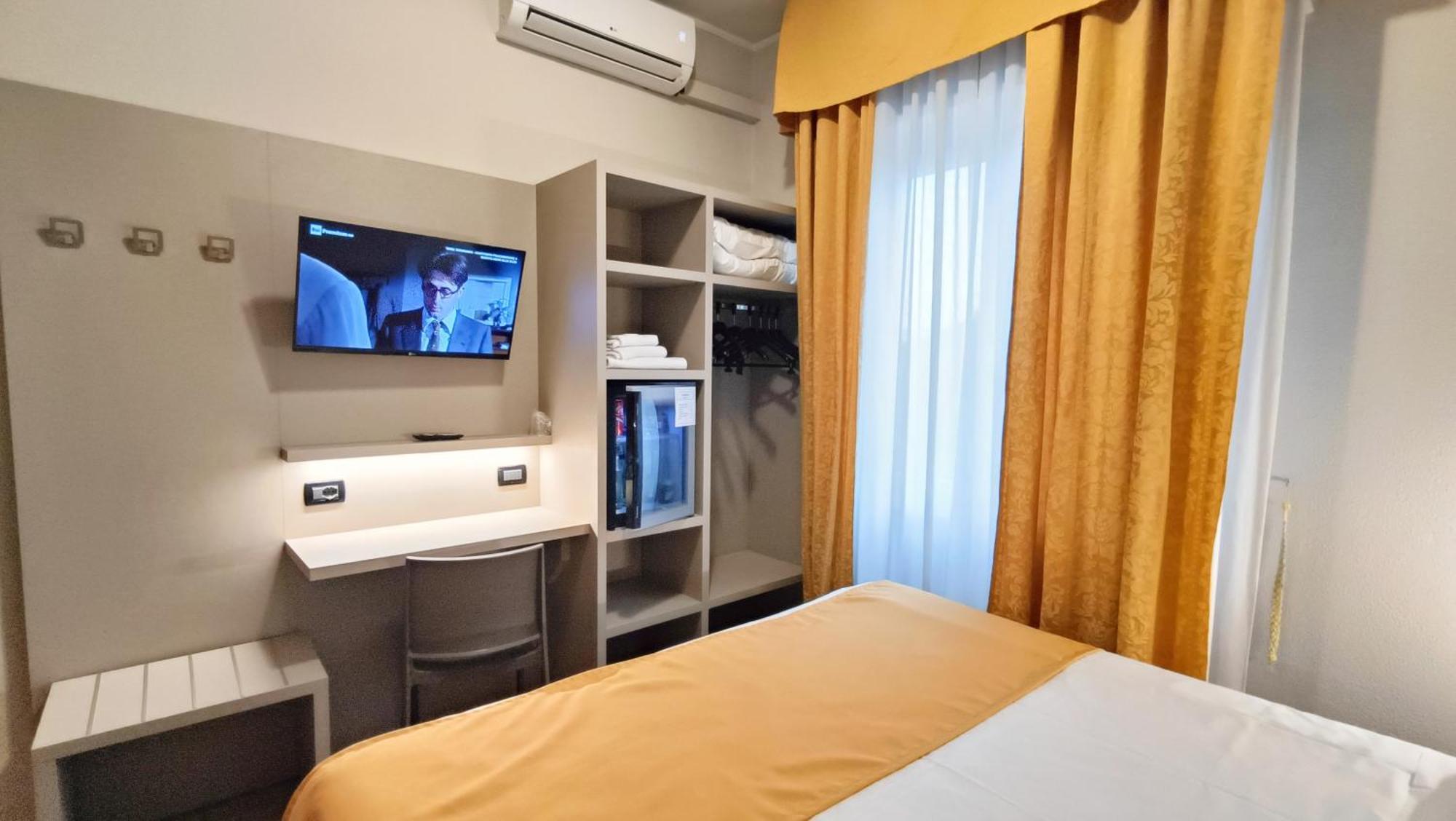 Valmarina Hotel 3*