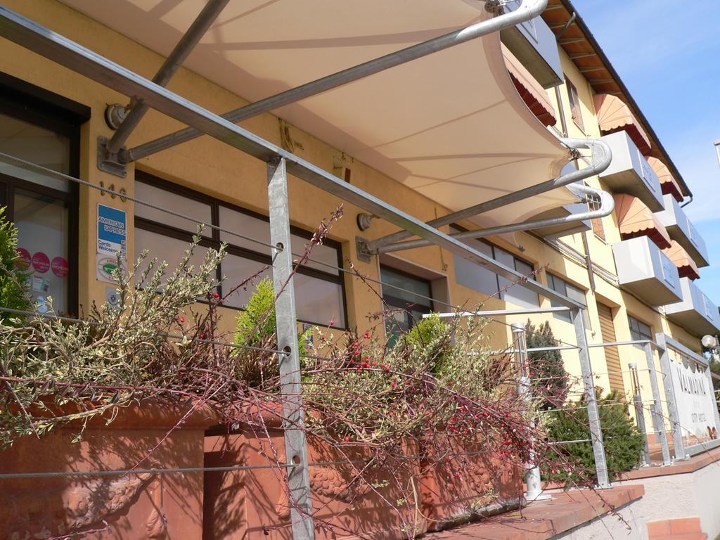 Valmarina Hotel