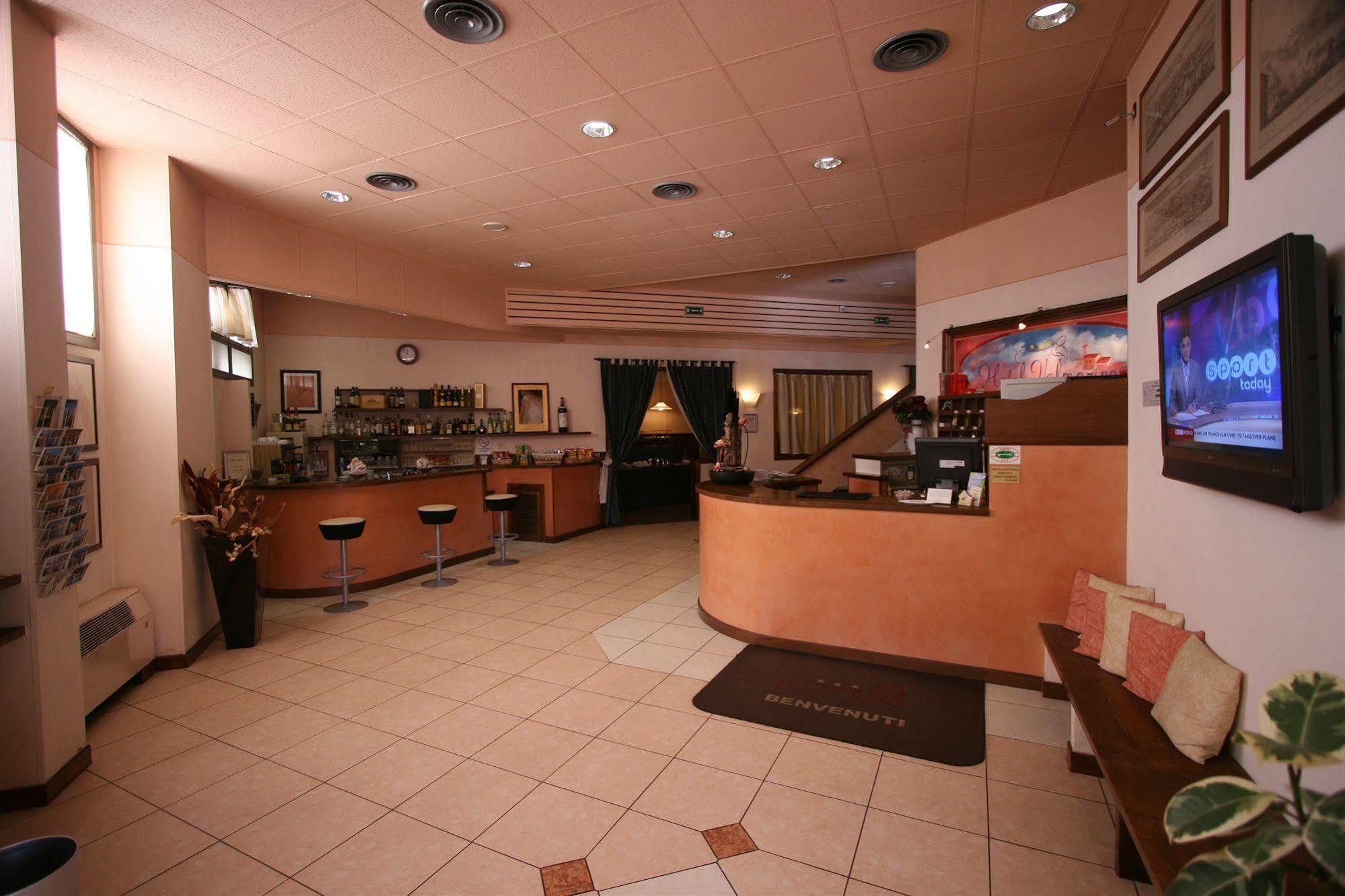 Hotel Valmarina 3*